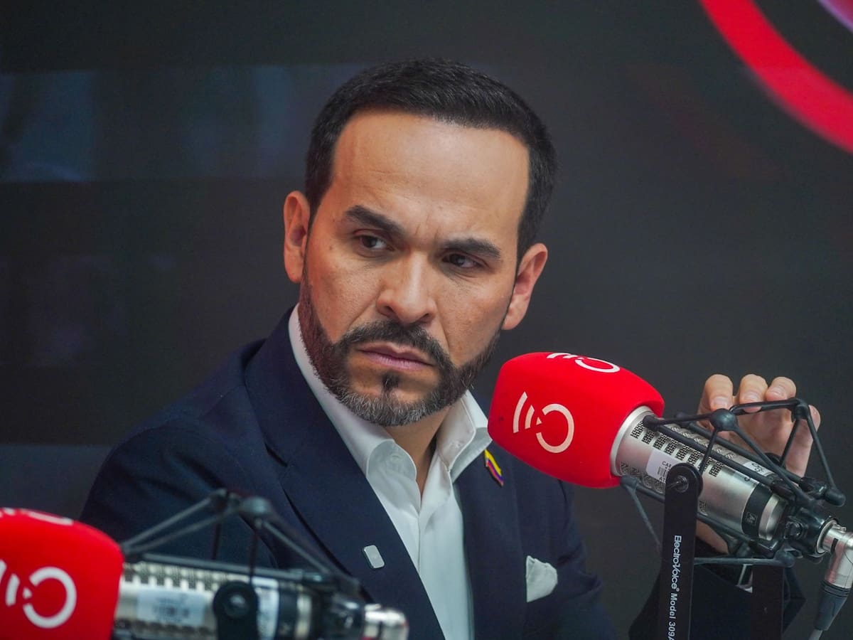 No dejaré que me incendien el país; mostraré lo duro que ‘muerde el tigre’: Abelardo de la Espriella