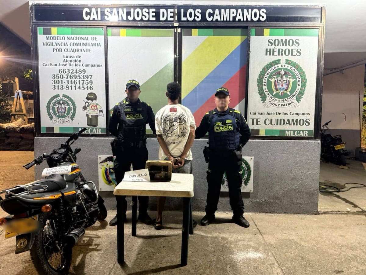 Policía capturó a hombre en el barrio San José de los Campanos por presunto hurto de motocicleta