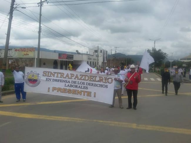 Miles de trabajadores marcharon por la protección del acero en Boyacá