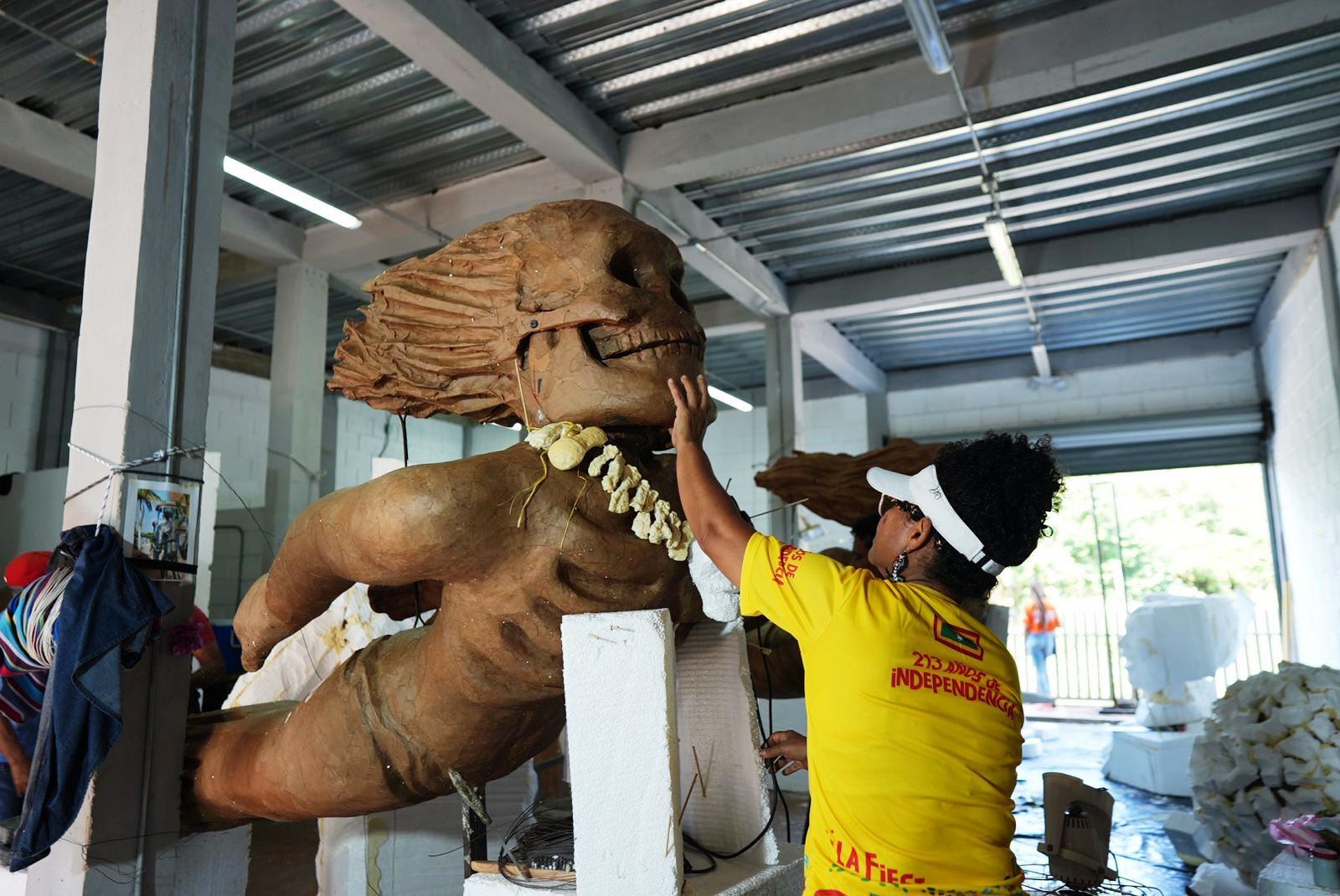 Obras de arte fueron convertidas en 12 carrozas para el Desfile de Independencia
