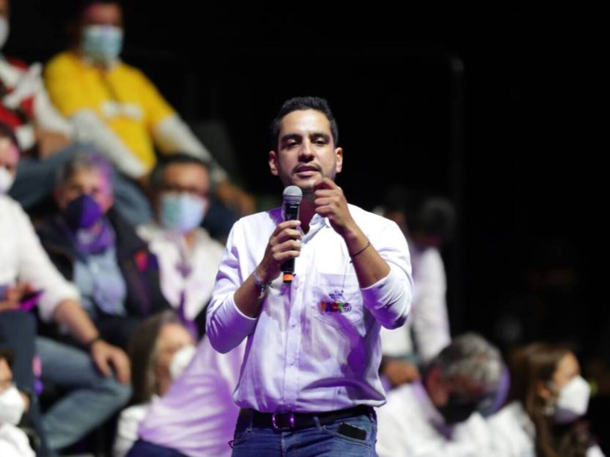 "No volverá a ocurrir": senador del Pacto tras protagonizar escándalo en Cartagena