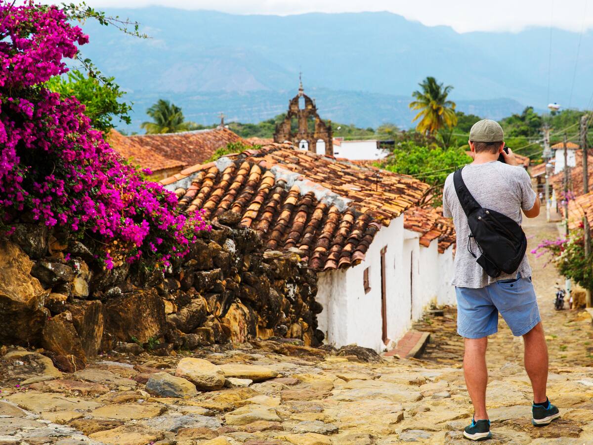 ¿Cuándo vuelve la temporada baja de vacaciones a Colombia? Los vuelos están baratos