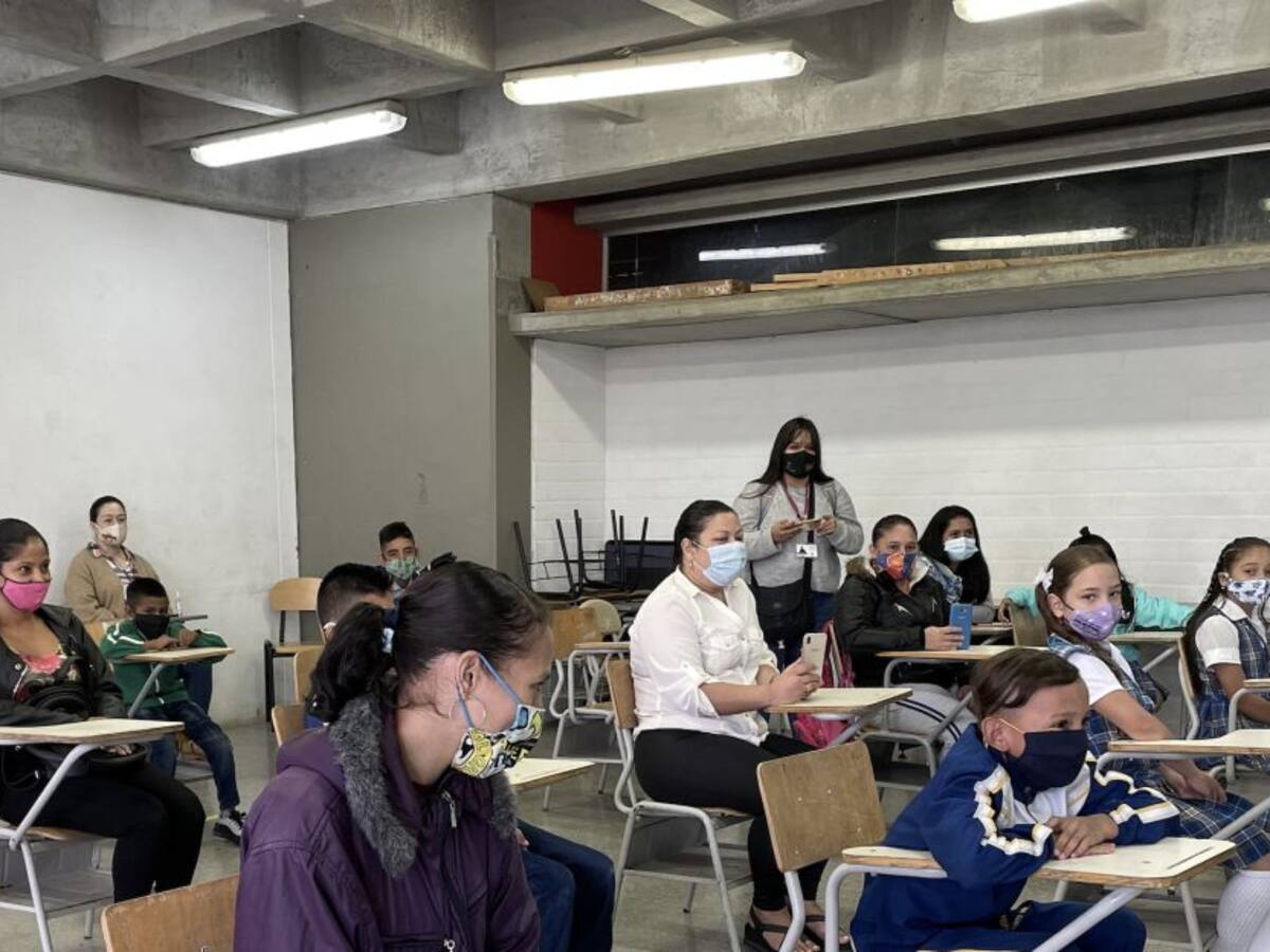 En julio regresan las clases presenciales en colegios de Medellín