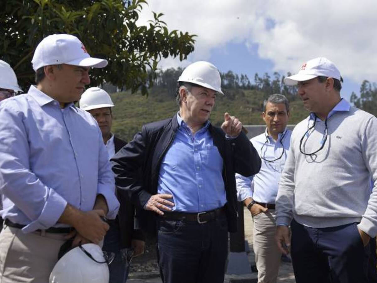 Santos rechazó agresiones a las campañas políticas del partido Farc