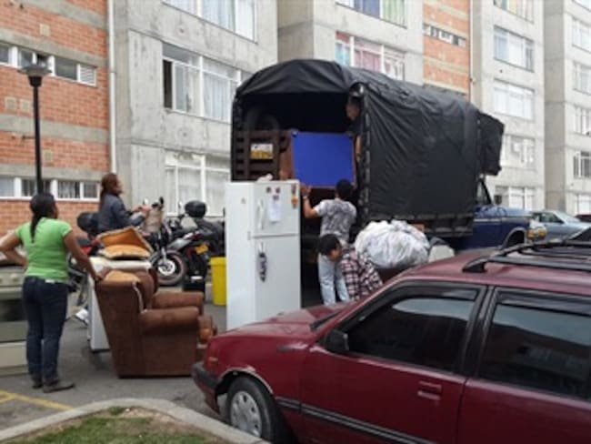 Inicia la evacuación de familias de conjunto al sur de Bogotá