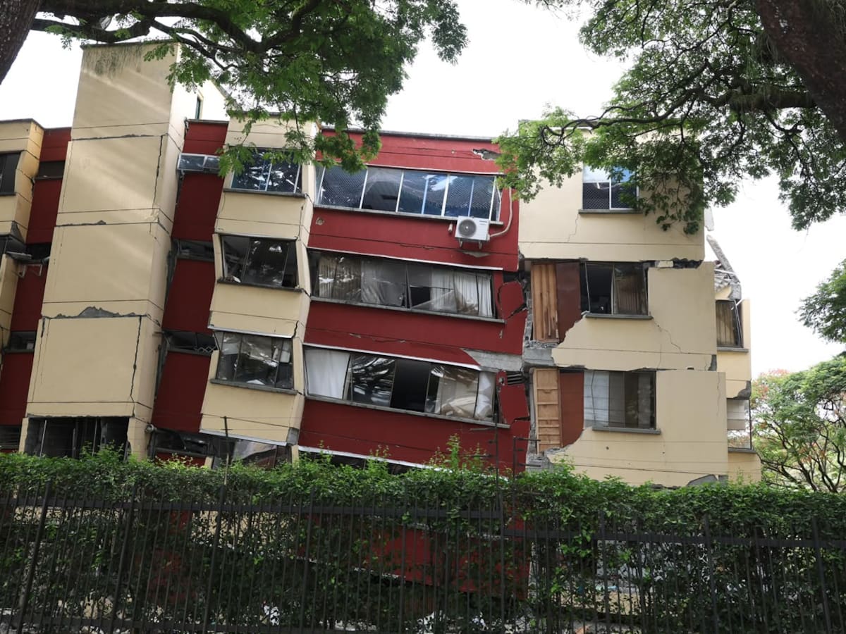 Dos nuevos edificios, de los 17 que serán destruidos por sus afectaciones, serán demolidos en Cali
