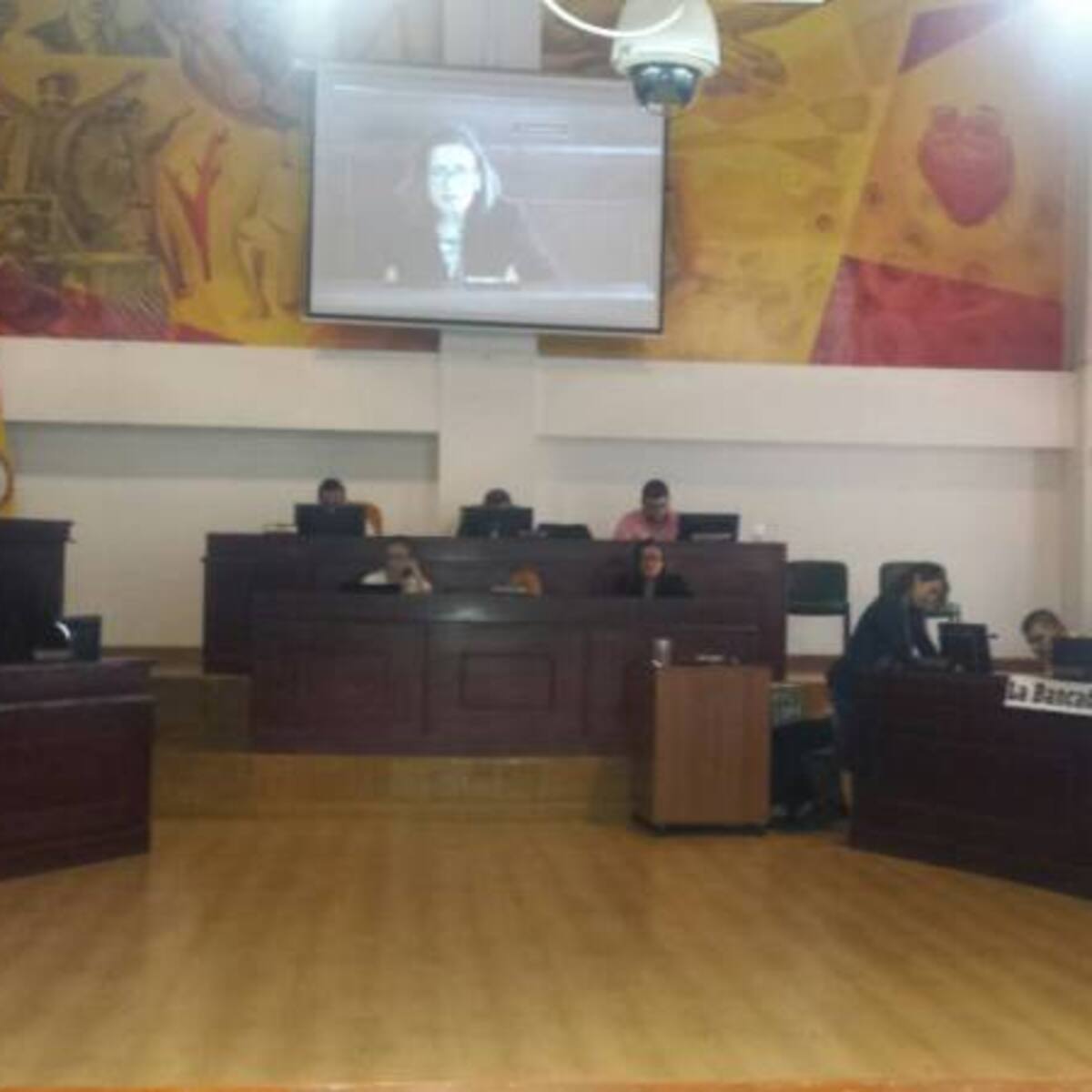 Ciudadanos de la firmatón pro gran parque San Mateo reclaman a los concejales su indiferencia
