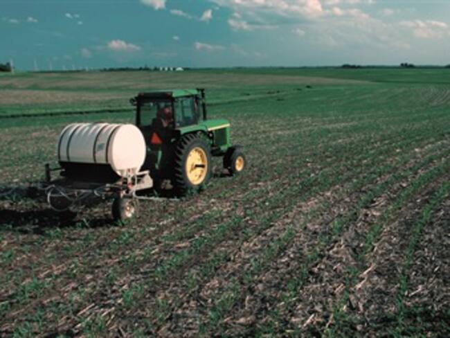 Gobierno establecerá precio máximo de los fertilizantes en el país