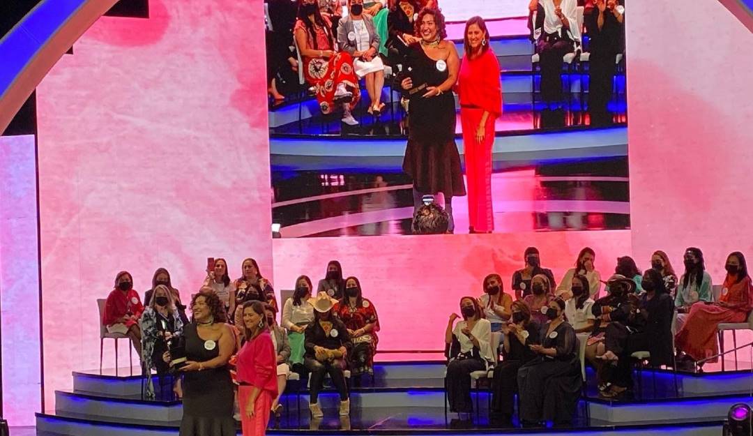 Entrega del Premio Mujer Cafam 2022. Foto: Cortesía Cafam. 