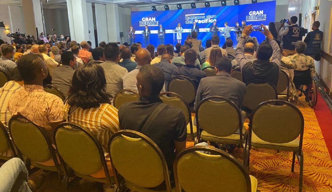 El Gran Debate: “Hablemos claro del Pacífico”, se adelantó en la noche de este domingo 24 de abril en el Gran Salón del hotel Intercontinental de Cali. 