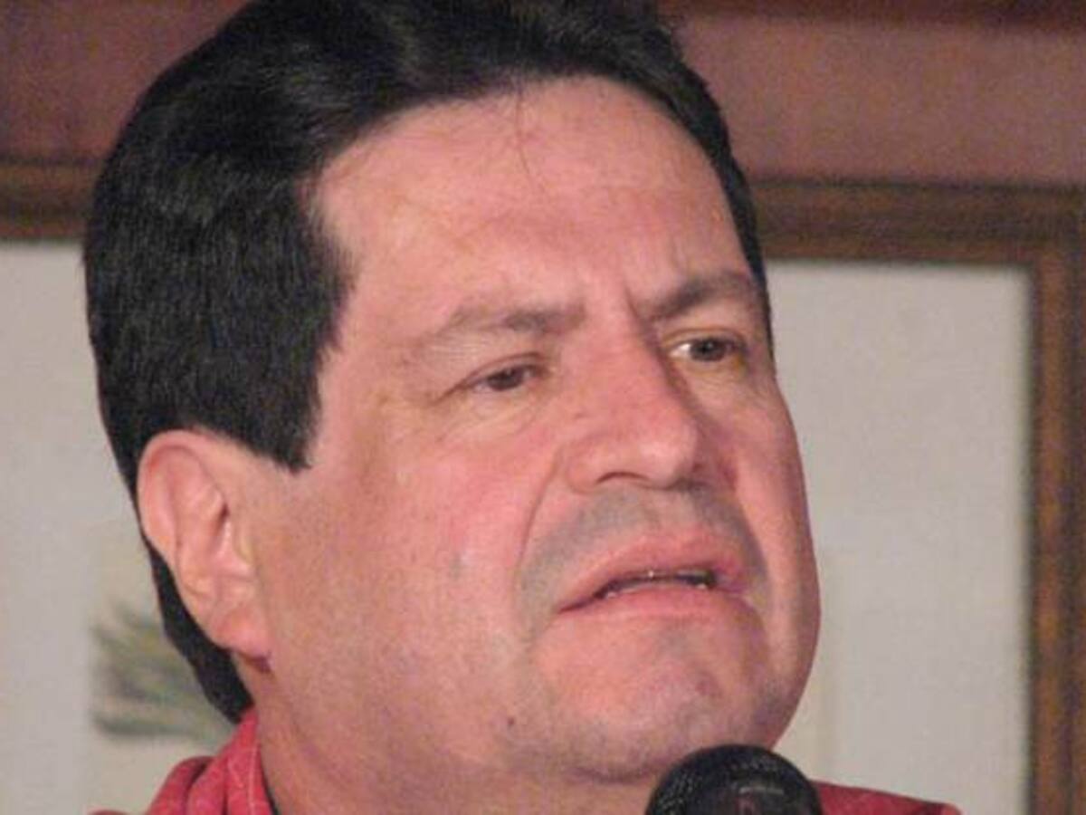No es cierto que la paz esté a la vuelta de la esquina: Orlando Beltrán