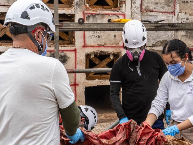 Son 87 los cuerpos reportados que al parecer estan inhumados en el cementerio de Pitalito