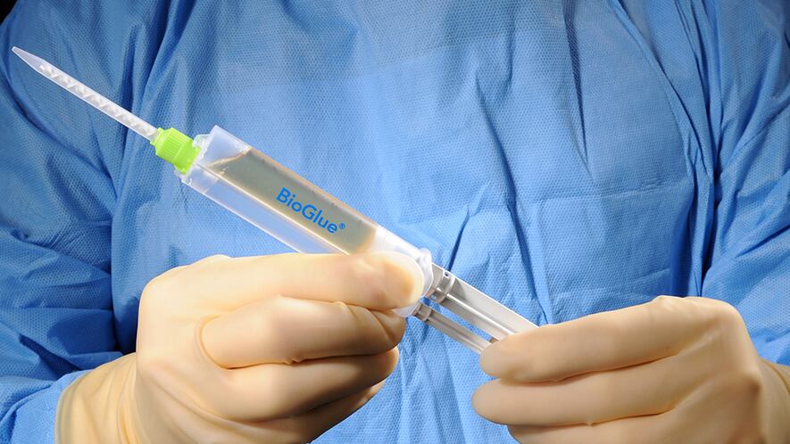 Adhesivo quirúrgico Bioglue. Cortesía: Redes Sociales