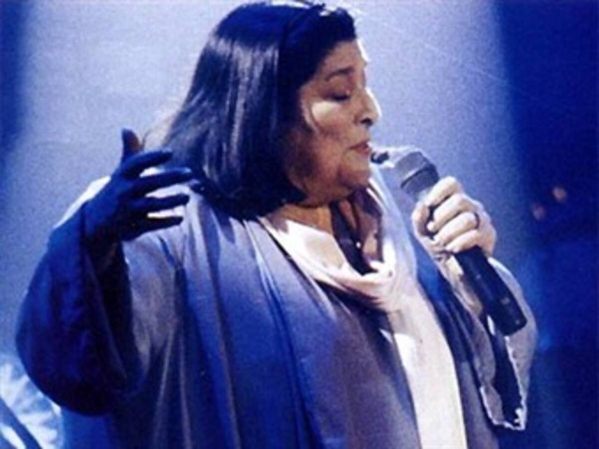 Mercedes Sosa fue dada de alta luego de ser internada por cuadro de neumonía