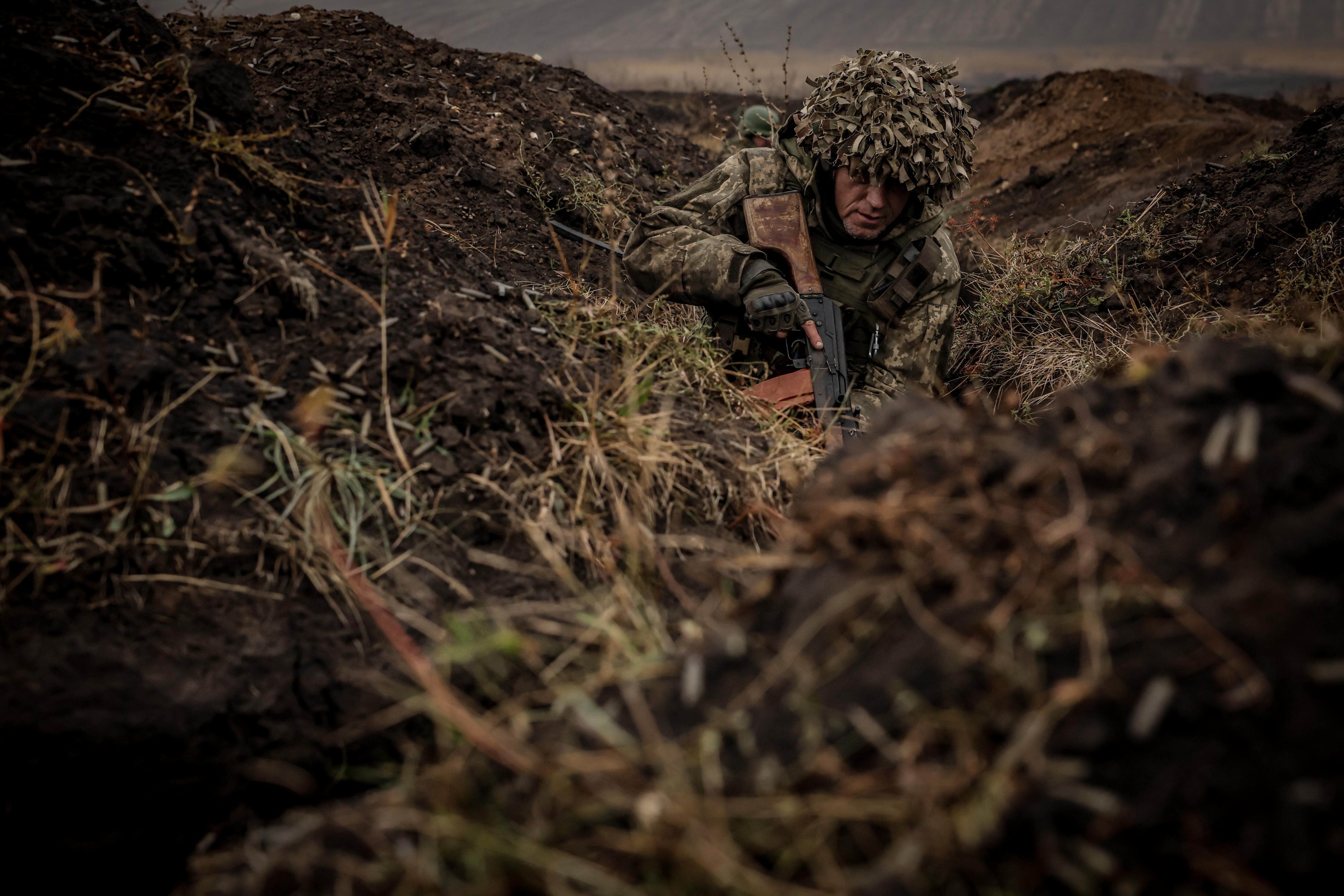 Rusia insta a aliados de Ucrania a iniciar negocaciaciones para prevenir la destrucción de Ucrania. (Foto: EFE)