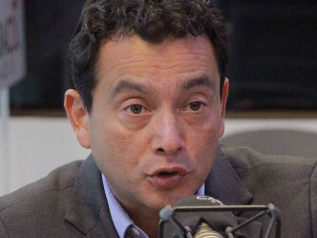 Si se cae Maduro, la más perjudicada en Colombia es la izquierda: Libreros