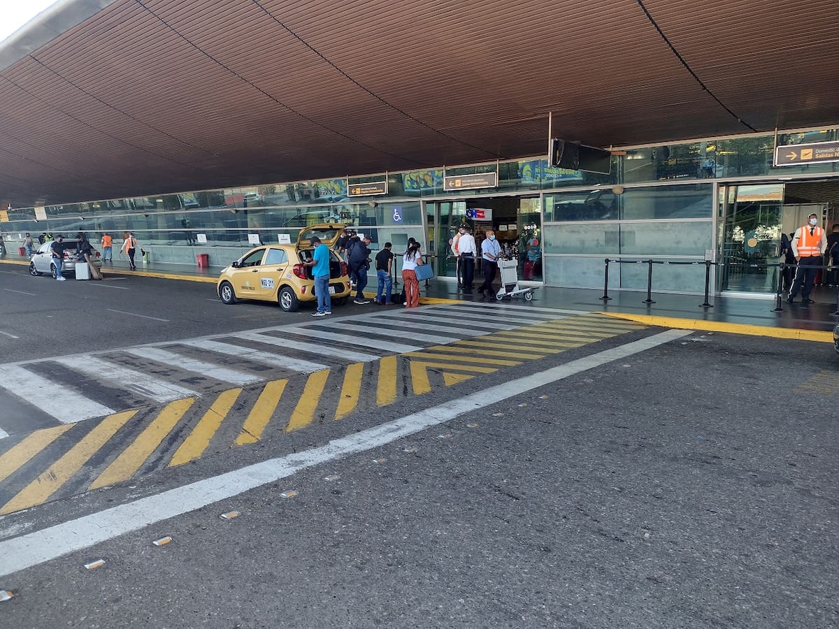 Aerolínea Air Century inaugura ruta Punta Cana- Cartagena