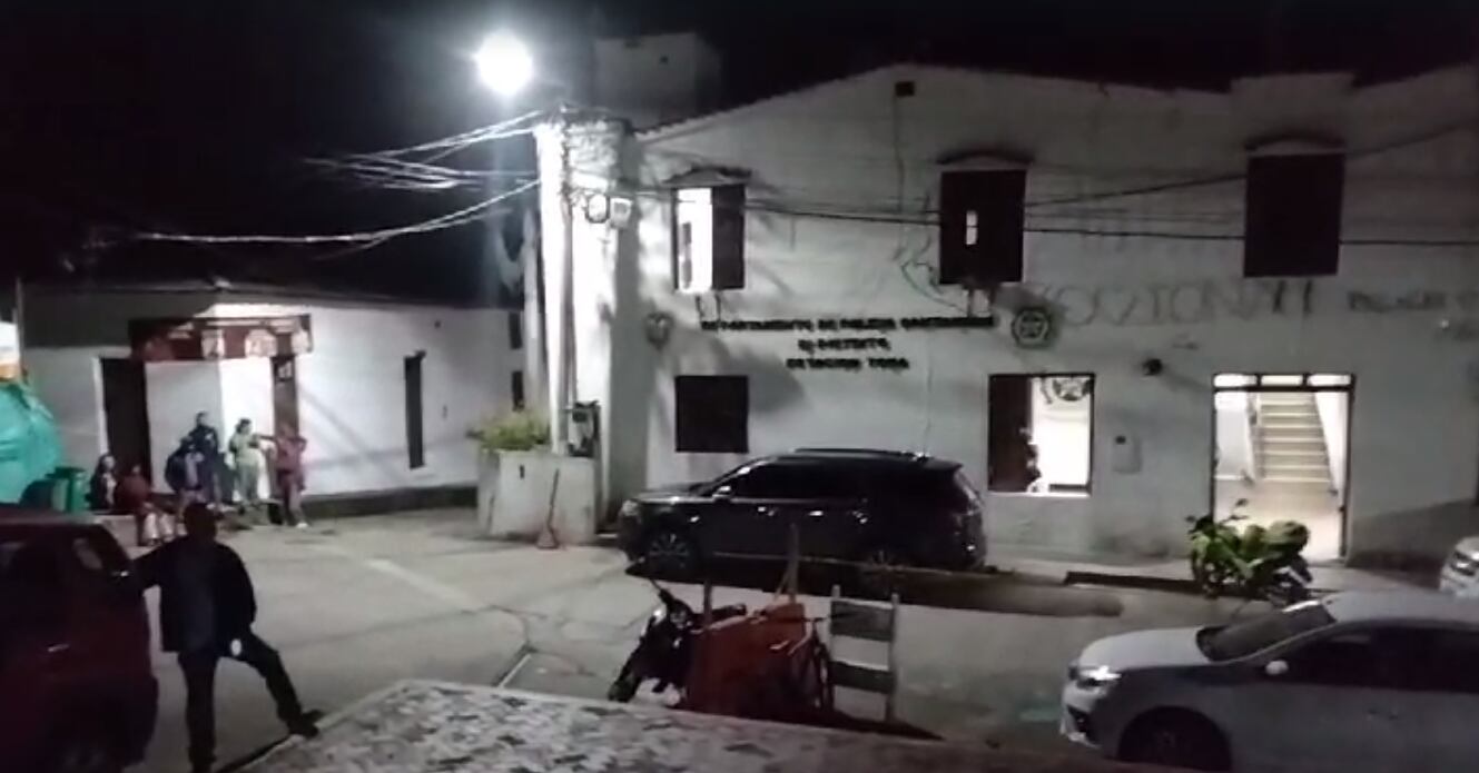 Comunidades de Tona protestaron por el cierre de la vía a Bucaramanga