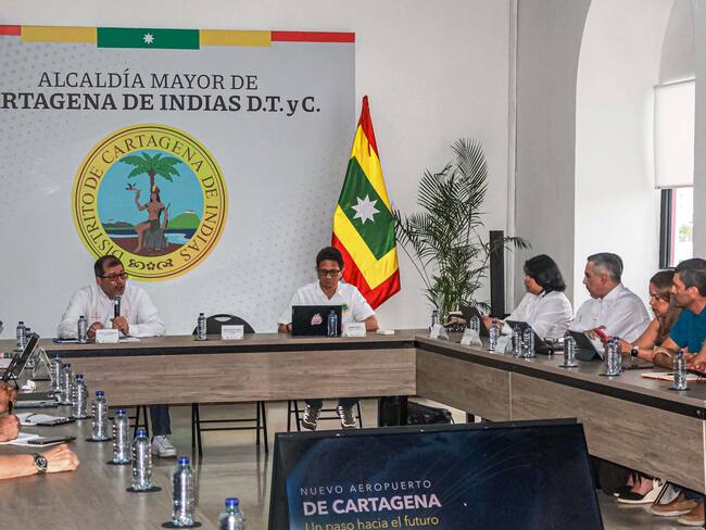 Distrito, ANI y concesionarios destraban obras viales, aéreas y portuarias en Cartagena