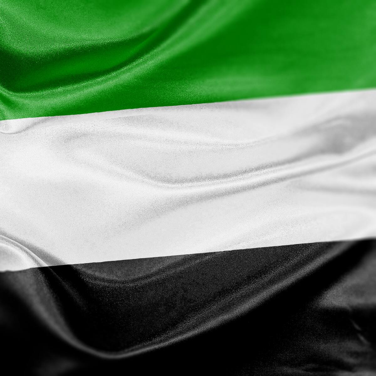 Emiratos Árabes Unidos cierra su embajada en Irán y retira a su embajador tras ataques
