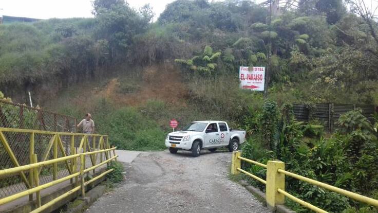 Puente Cajones en el municipio de Circasia, Quindío amenaza riesgo