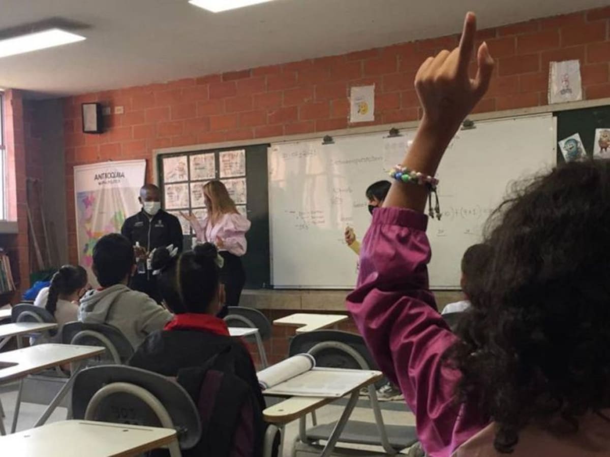 Docentes en Antioquia entraron en paro por pago de salarios