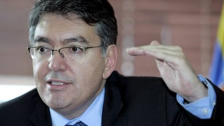 Traslado presupuestal podría estar por el orden de los 4 billones de pesos: MinHacienda