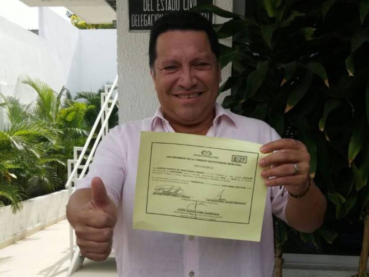 Manolo Duque recibió credencial que lo acredita como nuevo alcalde de Cartagena