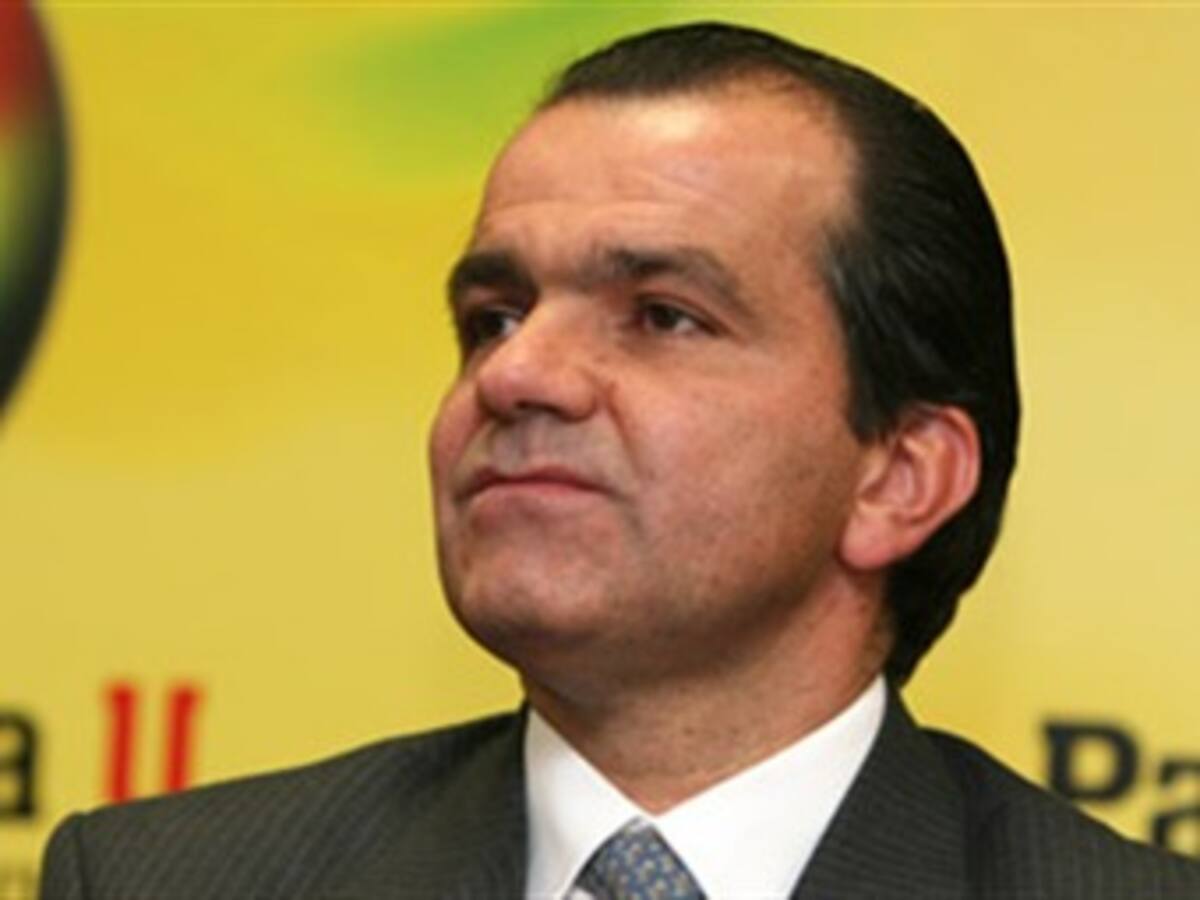 “Estoy preparado para derrotar a Santos y Germán Vargas, en las urnas”: Oscar Iván Zuluaga