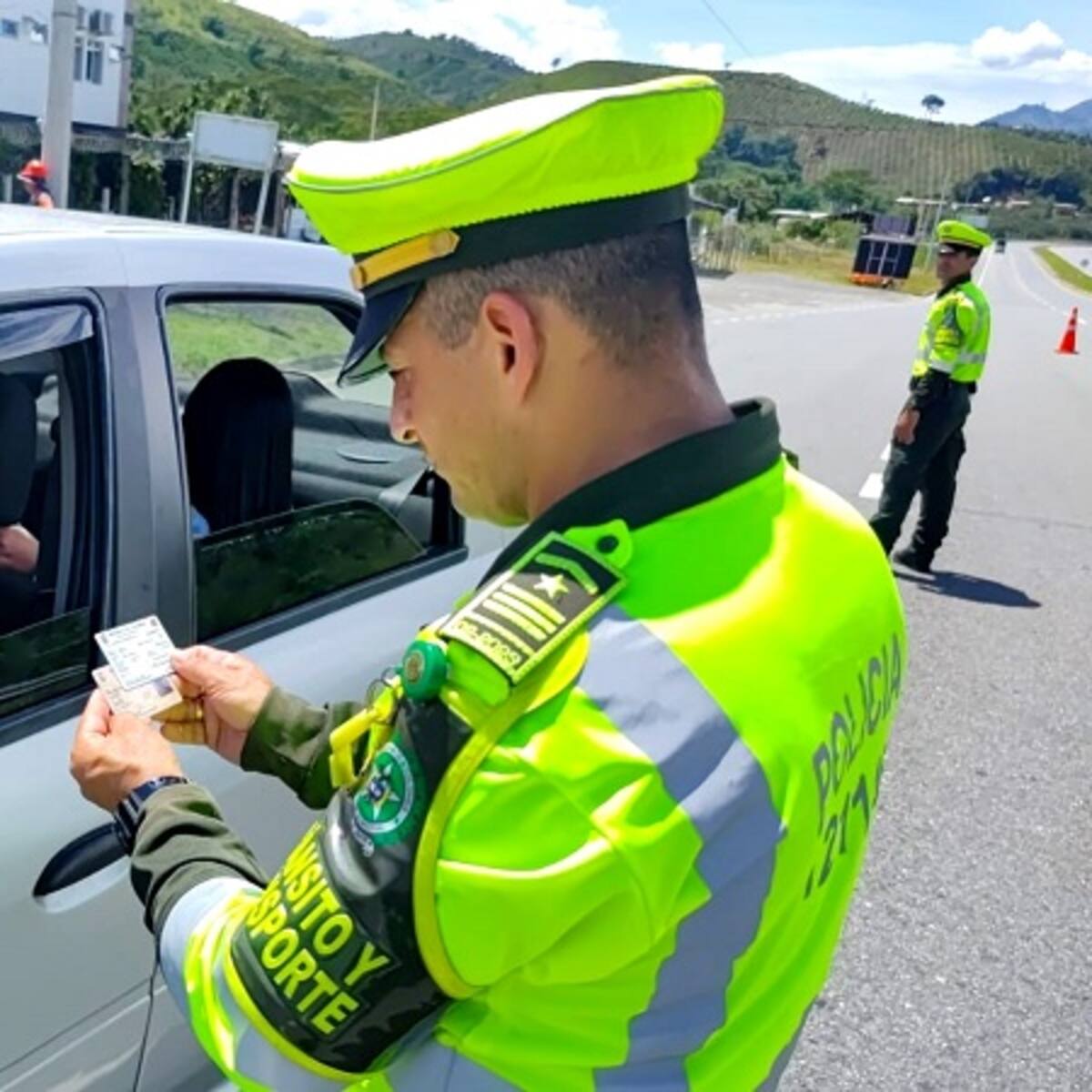 Policía de Carreteras de Antioquia estima que este festivo se movilizaran 570 mil personas