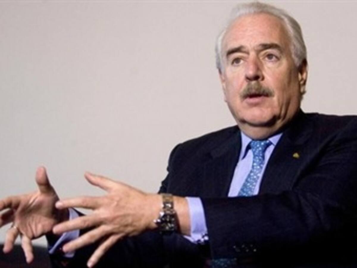 Pastrana anuncia que no volverá a Comisión Asesora de Relaciones Exteriores