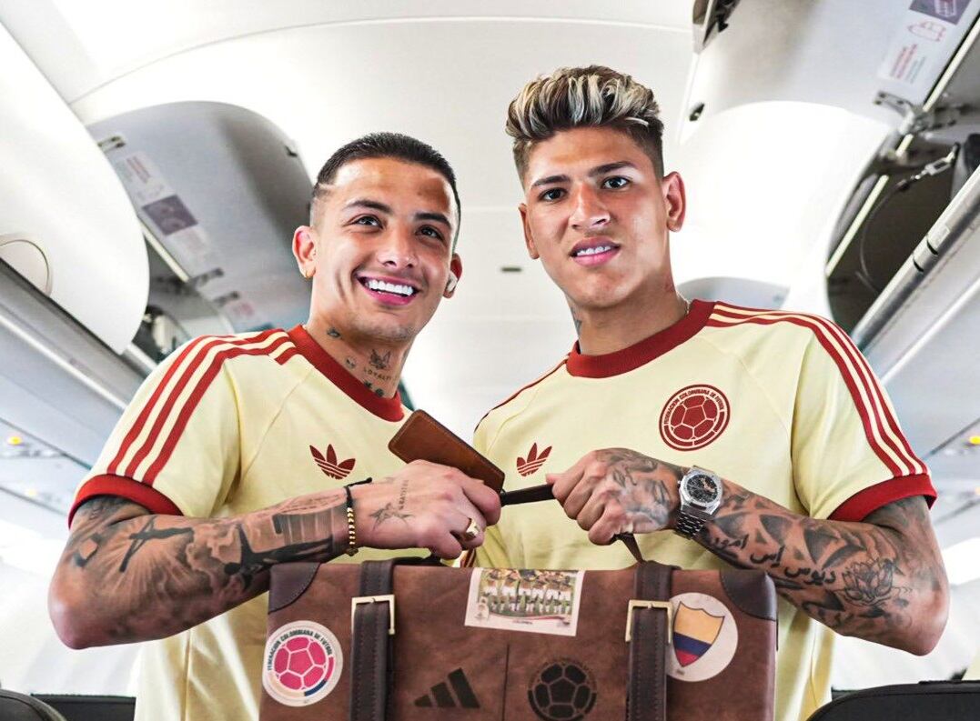 El grupo completo aterrizó en Washington / @FCFSeleccionCol