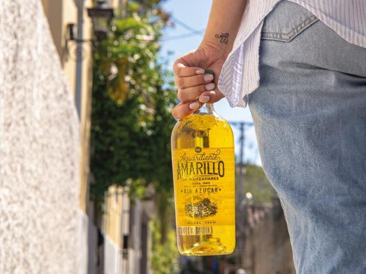 El Aguardiente Amarillo de Manzanares es distribuido en el 35% del territorio nacional.
