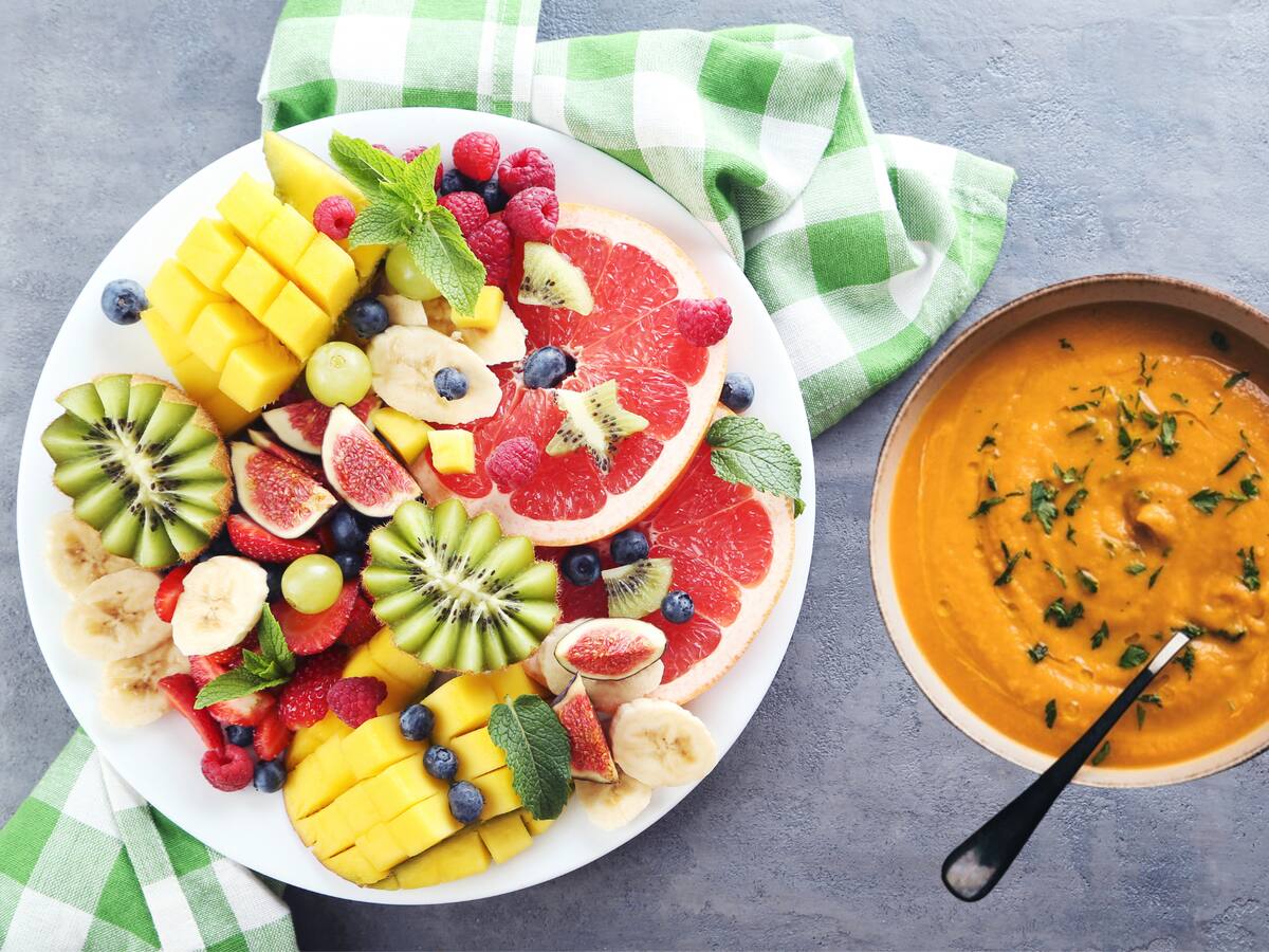 Es más saludable comer sopa o fruta con el almuerzo: Esto dicen los nutricionistas