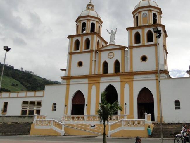 Alcaldes desautorizados por el gobierno para mantener controles de COVID-19