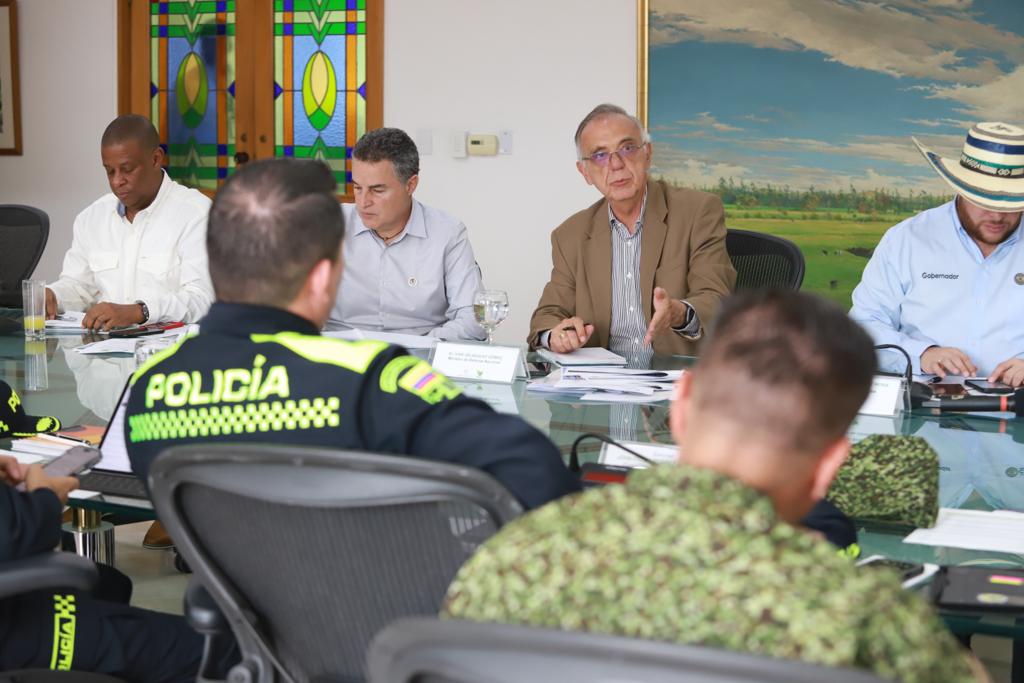 Iván Velásquez en encuentro con gobernadores de Antioquia, Chocó y Córdoba. Cortesía: MinDefensa