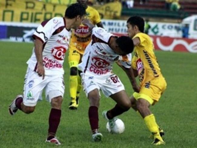Huila y Tolima juegan un clásico para enderezar el camino