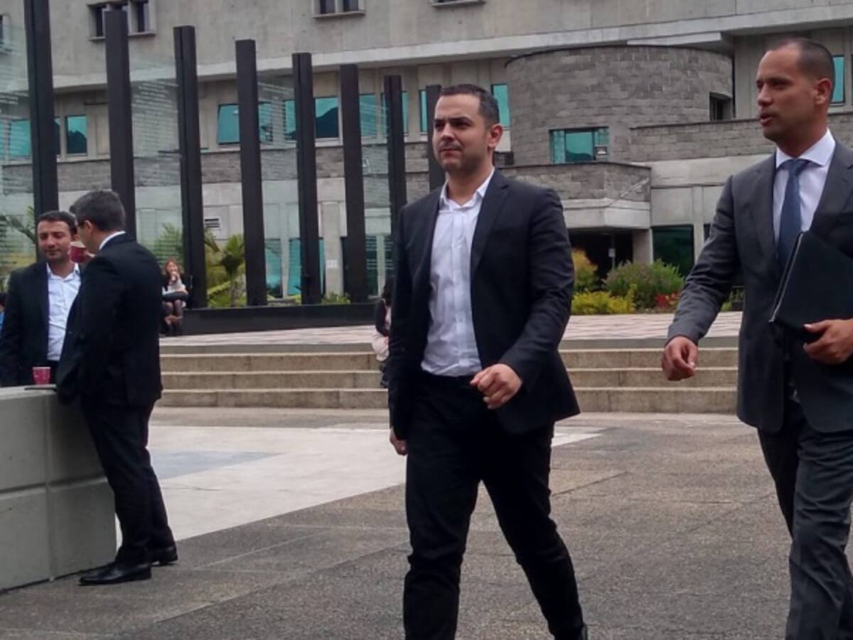 Voy a contar quién manipuló testigos: Diego Cadena