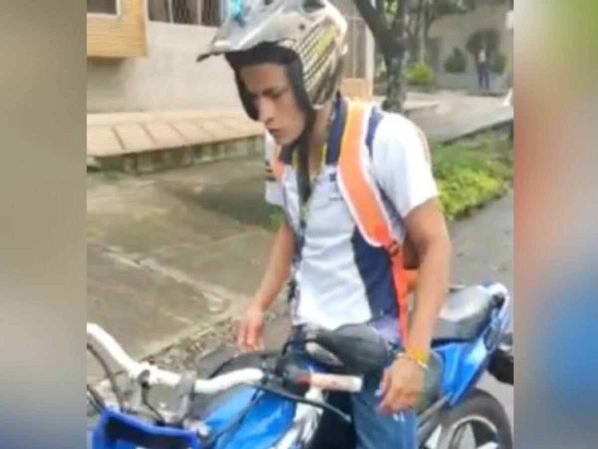 VIDEO: Hombre estalló al saber que le inmovilizaban su moto