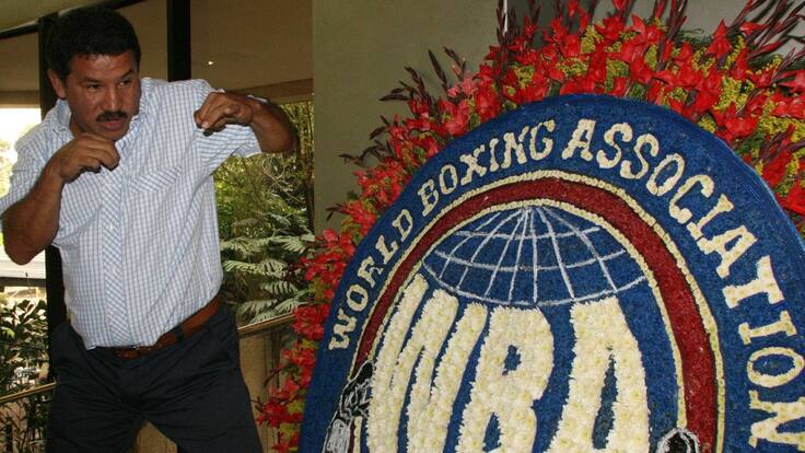 "Tyson en 3 rounds se va a cansar, ya es un viejo": Miguel 'Happy' Lora