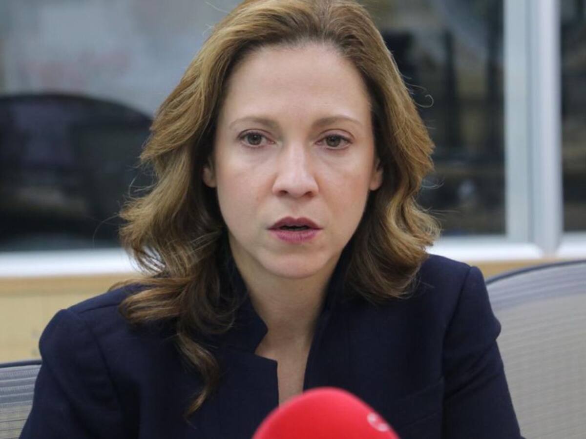 Empezaremos a ver un choque directo a la economía colombiana: Lacouture