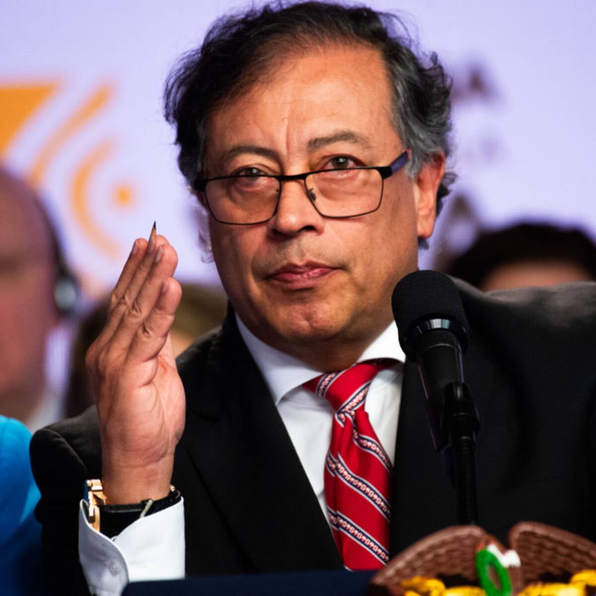 Petro ordena mesa técnica para investigar uso indebido de recursos públicos en caso carrotanques