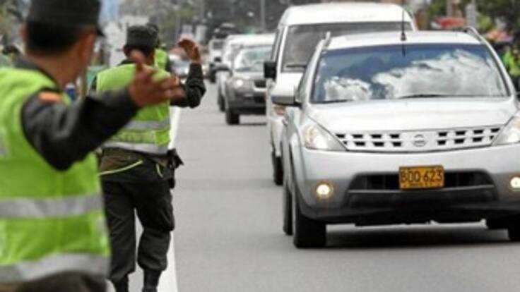Se han movilizado 800 mil vehículos en lo que va de puente festivo reporta Policía de Carreteras