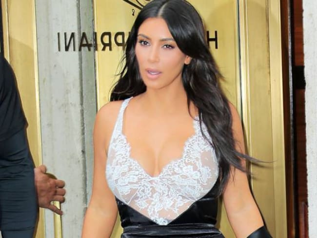 Selfies: una de las líneas de negocio más productivas de Kim Kardashian