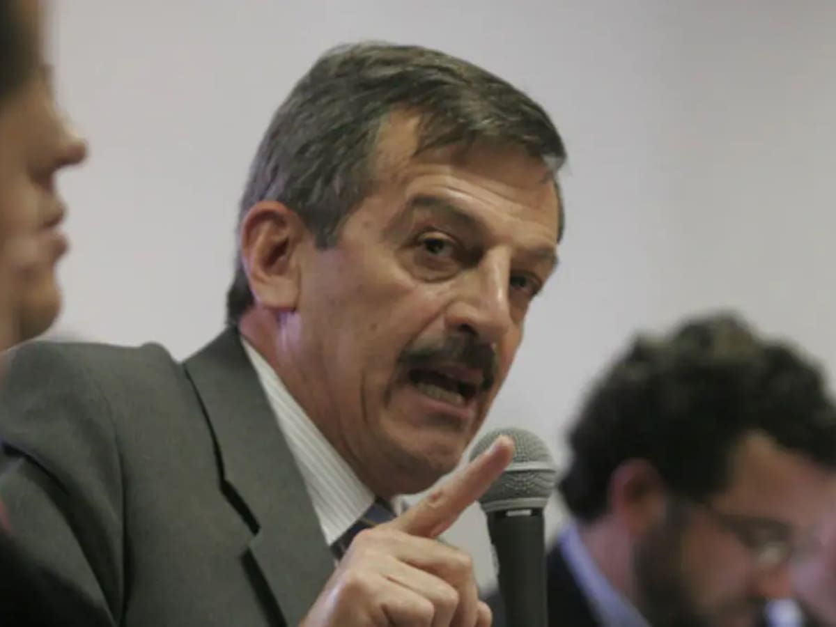 Gobierno evaluará acompañar al coronel (r) Plazas en juicio por caso Urán en la retoma del Palacio