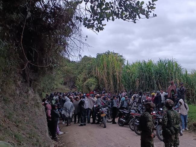Aproximadamente 500 personas provenientes de varias veredas. Foto Novena Brigada.