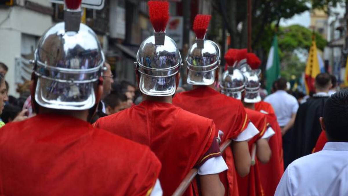 Los integrantes de la Guardia Romana del colegio Técnico Superior