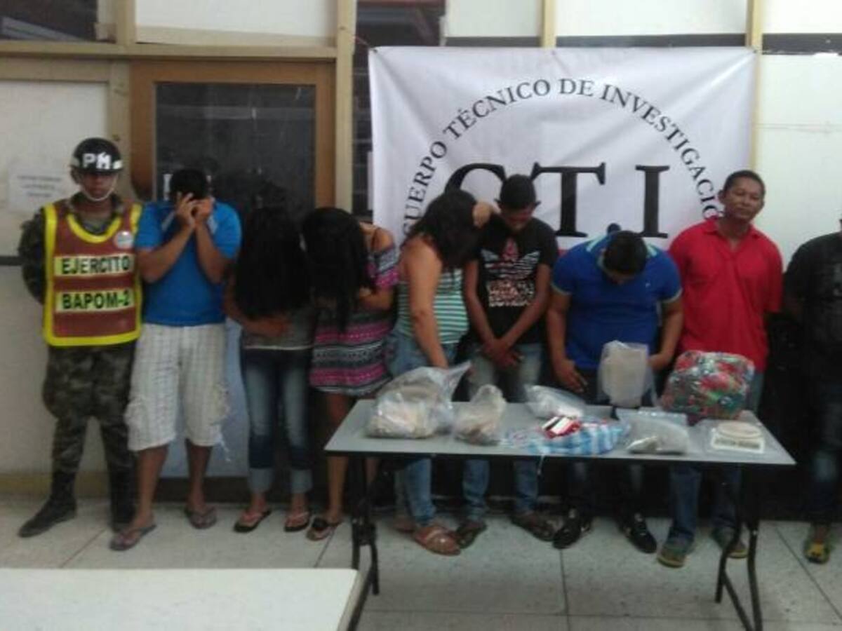 Tras siete allanamientos, capturan a ocho por microtráfico, en Puerto Colombia