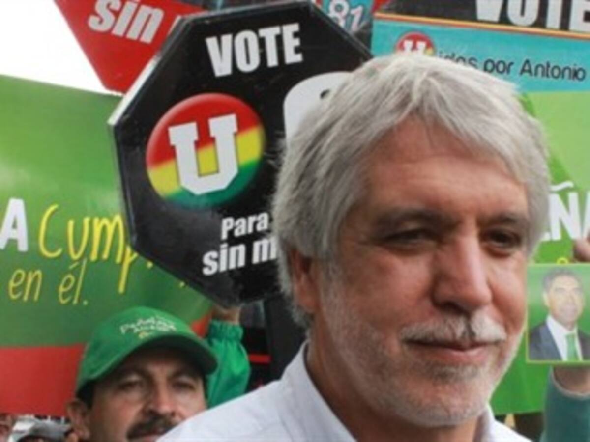 Congresistas sabotearon intervención de Peñalosa en Congreso del Partido Verde