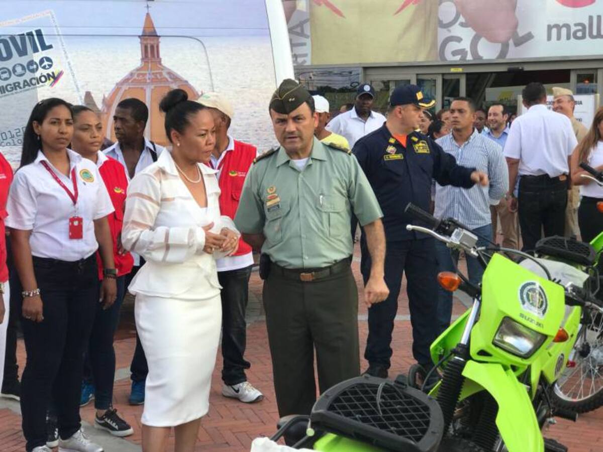 Alcaldesa de Cartagena Yolanda Wong entregó dotación de seguridad